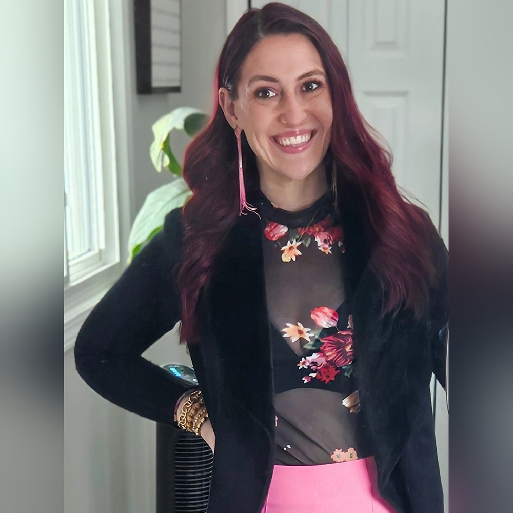 Meet your Posher, Elizabeth